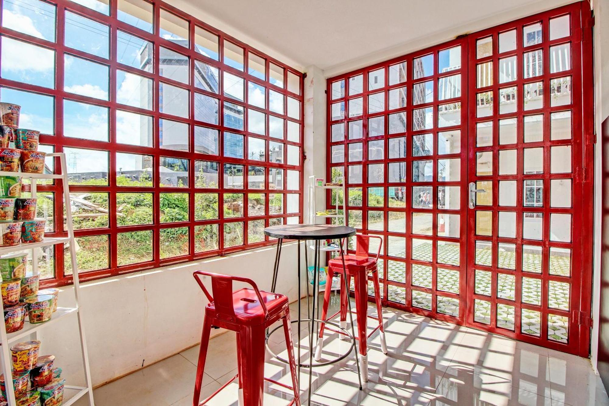 Super Oyo Collection O 92363 Kp Inn Yogyakarta Exterior photo